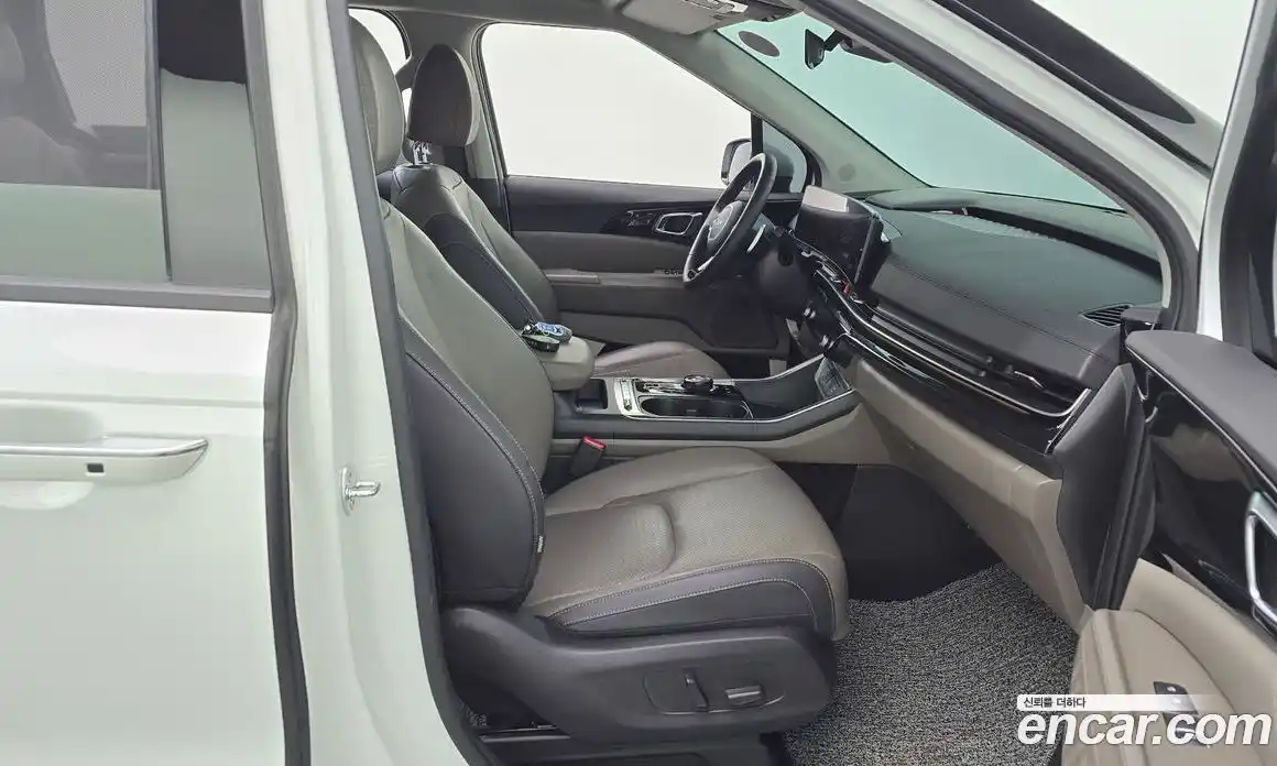 Kia Canival 2024 2.2 Автомат в Москве № 132873, фото 14