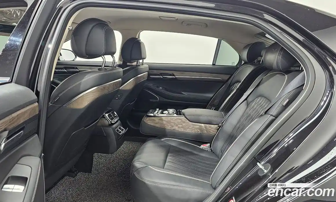 Genesis G90 2019 3.8 Автомат в Москве № 13317, фото 19