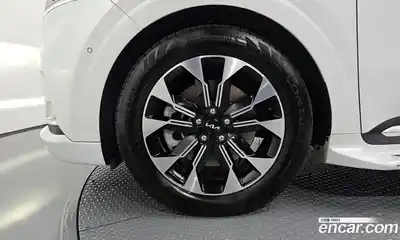 Kia Canival 2023 3.5 Автомат в Москве № 133811, миниатюра 12