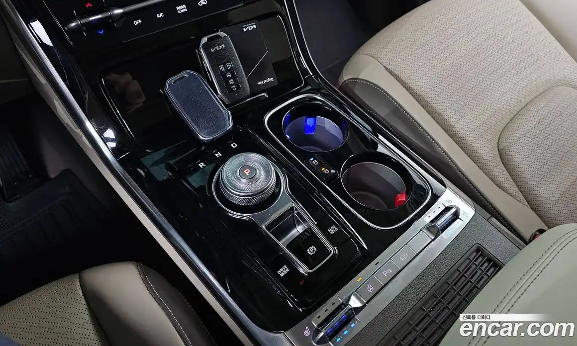 Kia Canival 2023 3.5 Автомат в Москве № 133811, фото 15