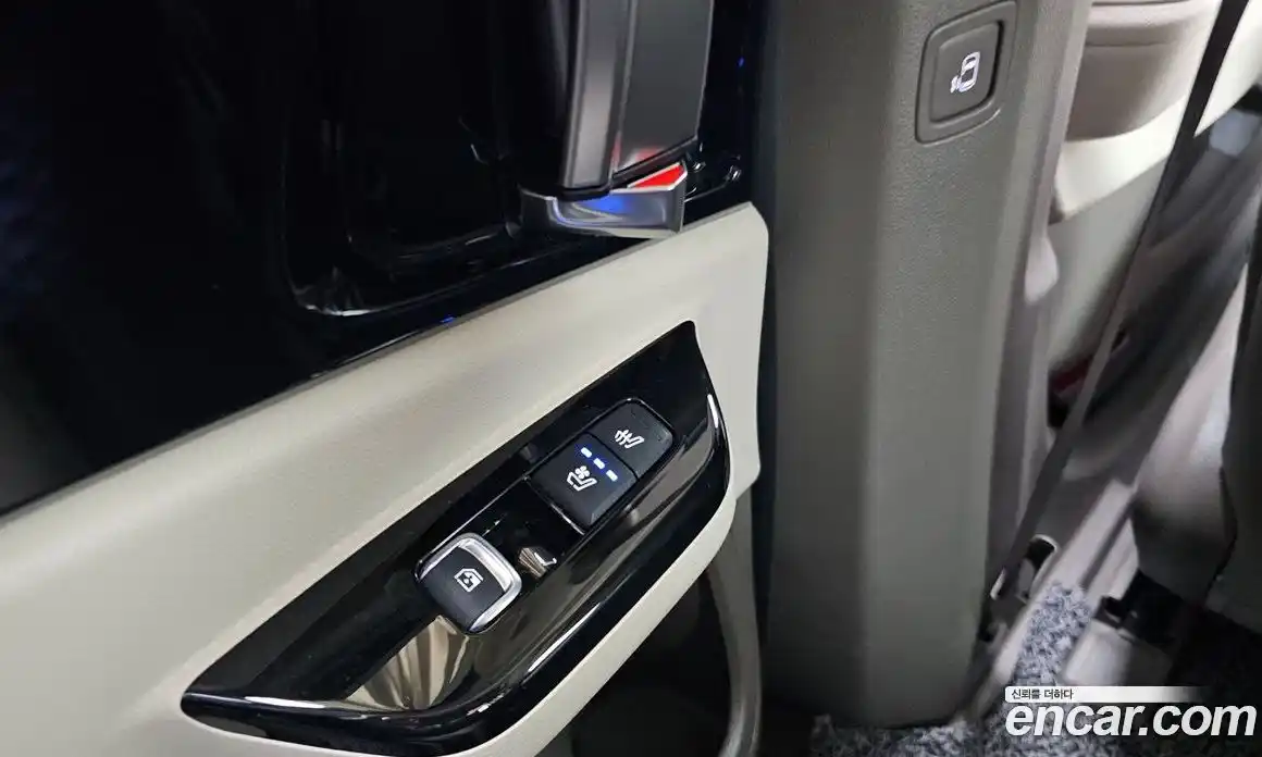 Kia Canival 2023 3.5 Автомат в Москве № 133856, фото 15