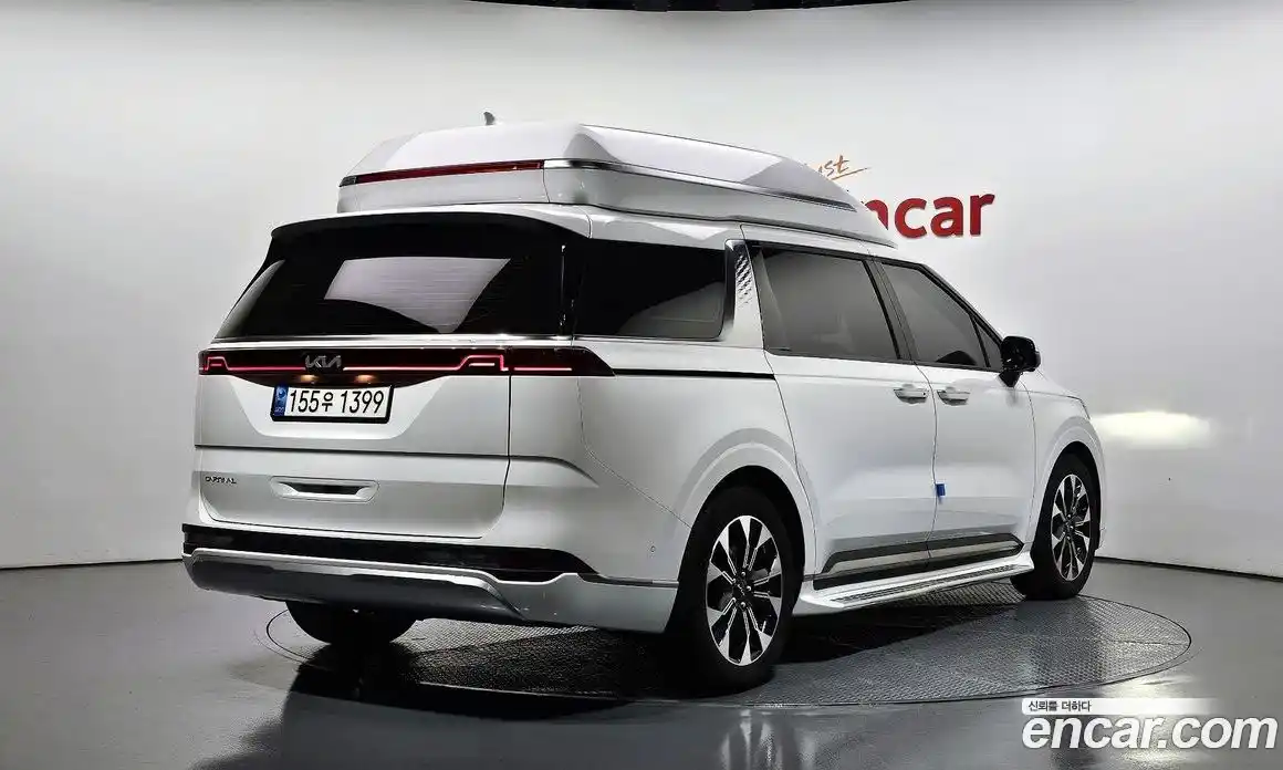 Kia Canival 2023 3.5 Автомат в Москве № 133856, фото 4