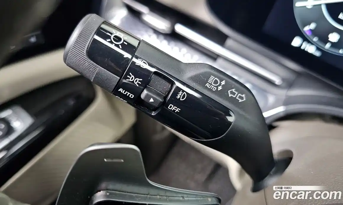 Kia Canival 2023 3.5 Автомат в Москве № 133856, фото 10