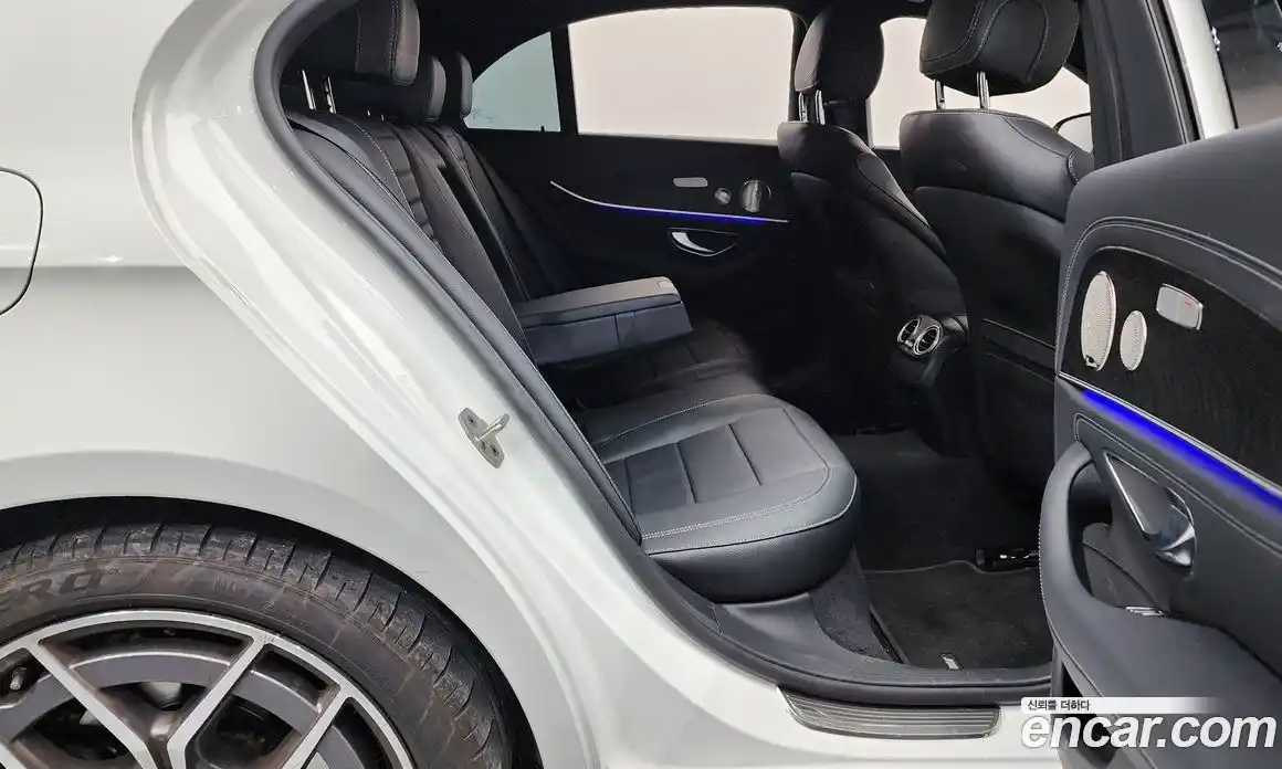 Mercedes-Benz E-Class 2023 1.9 Автомат в Москве № 139088, фото 13