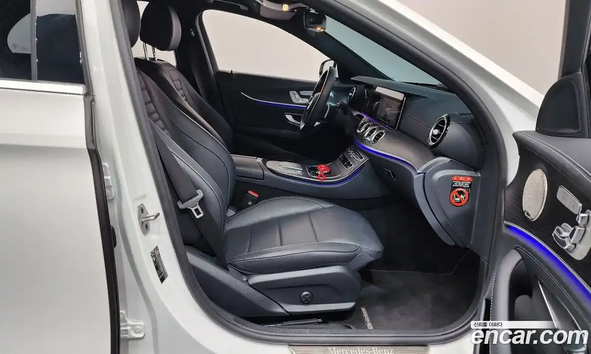 Mercedes-Benz E-Class 2023 1.9 Автомат в Москве № 139088, фото 9