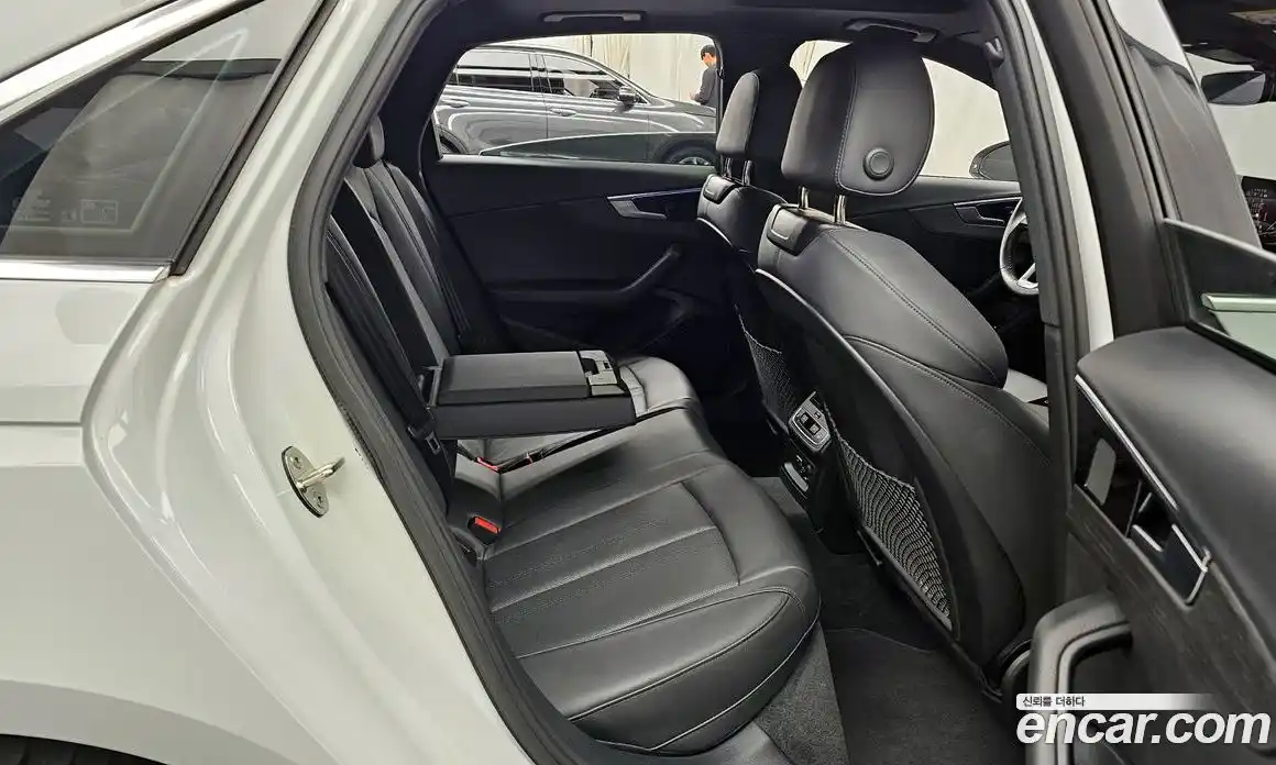 Audi A4 2023 2.0 Автомат в Москве № 139104, фото 10