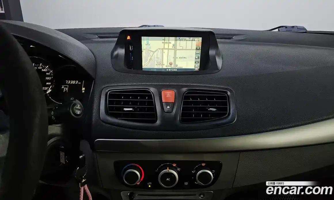 Renault SM3 2010 1.6 Автомат в Москве № 140238, фото 14