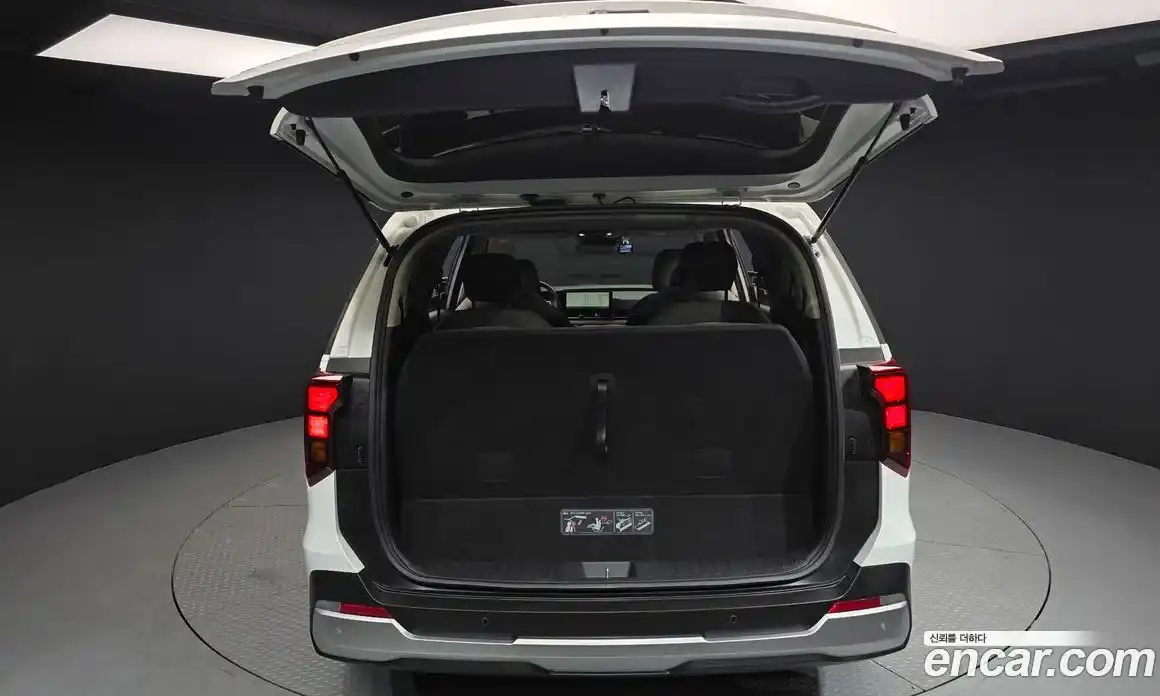 Kia Canival 2024 2.2 Автомат в Москве № 14348, фото 13