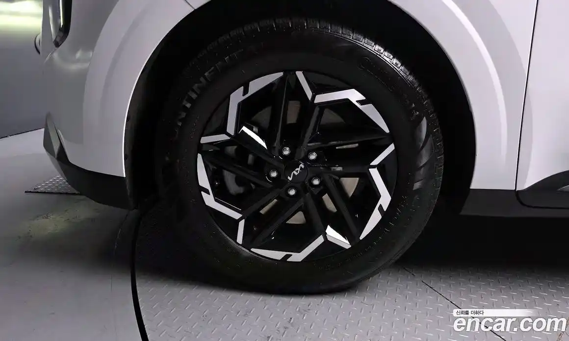 Kia Canival 2024 2.2 Автомат в Москве № 14348, фото 5