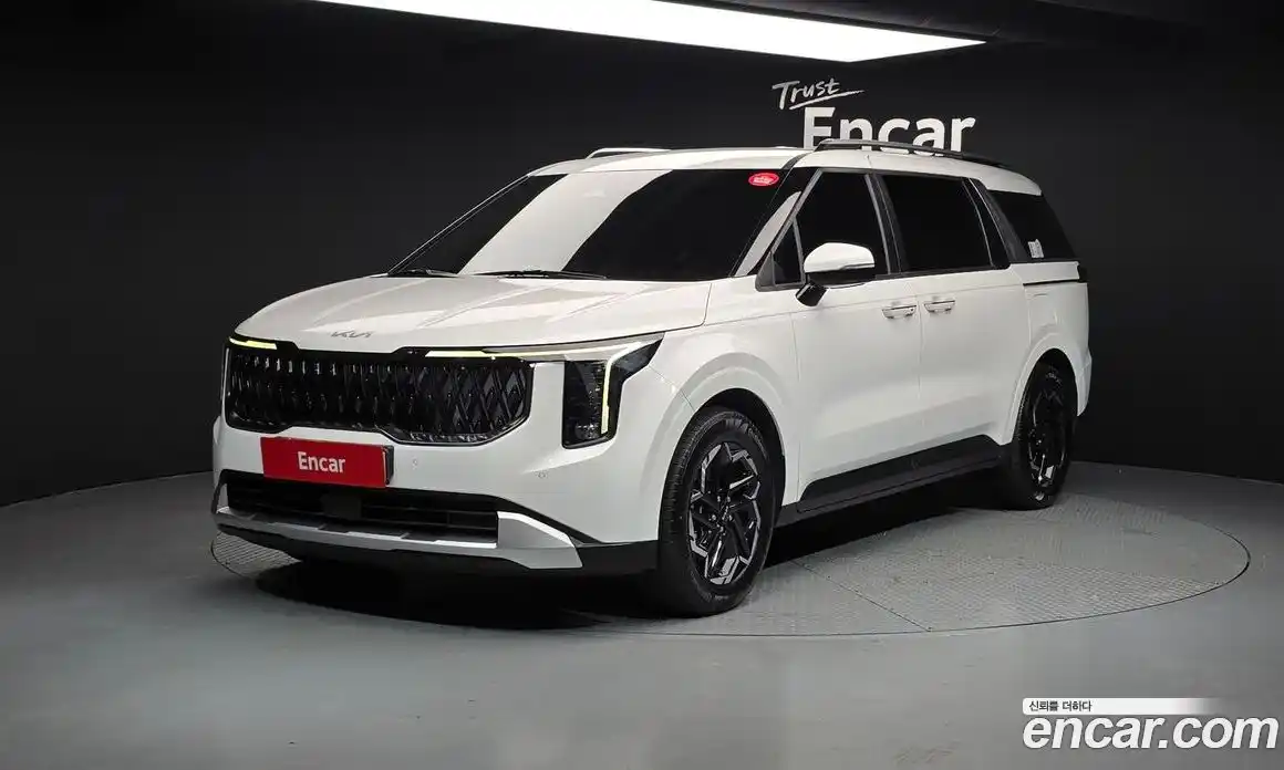 Kia Canival 2024 2.2 Автомат в Москве № 14348, фото 6