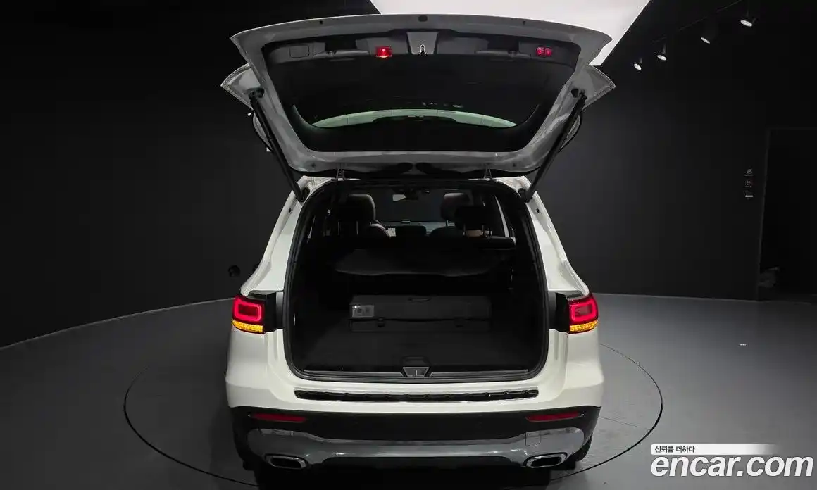 Mercedes-Benz GLB-Class 2021 2.0 Автомат в Москве № 143839, фото 11