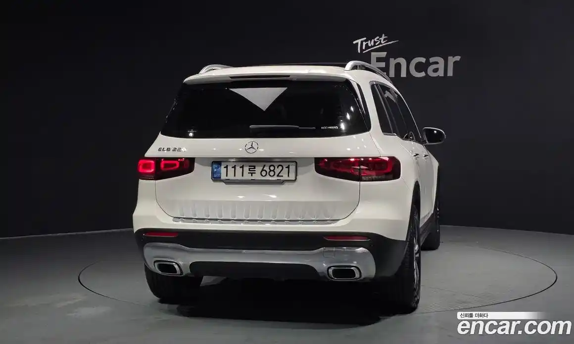 Mercedes-Benz GLB-Class 2021 2.0 Автомат в Москве № 143839, фото 19