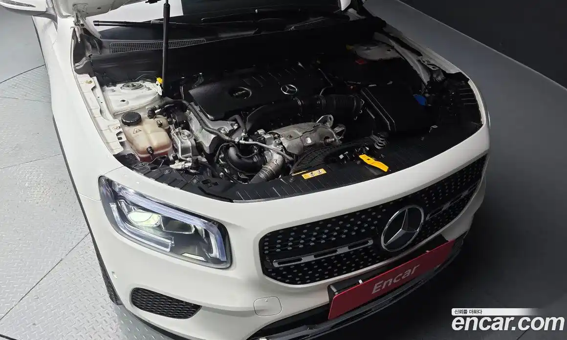 Mercedes-Benz GLB-Class 2021 2.0 Автомат в Москве № 143839, фото 20