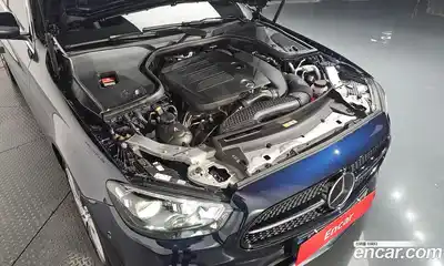 Mercedes-Benz E-Class 2021 2.0 Автомат в Москве № 149570, миниатюра 11