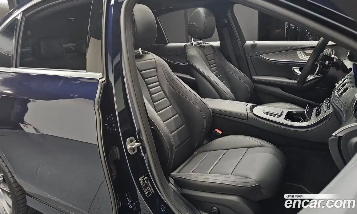 Mercedes-Benz E-Class 2021 2.0 Автомат в Москве № 149570, фото 18