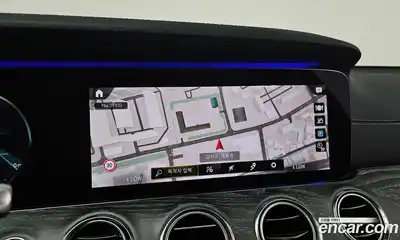 Mercedes-Benz E-Class 2021 2.0 Автомат в Москве № 149570, миниатюра 2