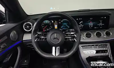 Mercedes-Benz E-Class 2021 2.0 Автомат в Москве № 149570, миниатюра 3