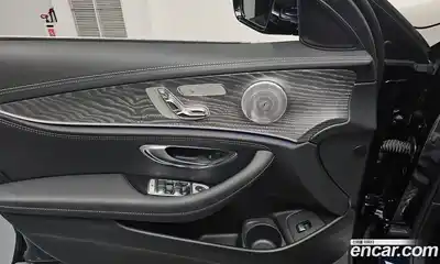 Mercedes-Benz E-Class 2021 2.0 Автомат в Москве № 149570, миниатюра 4