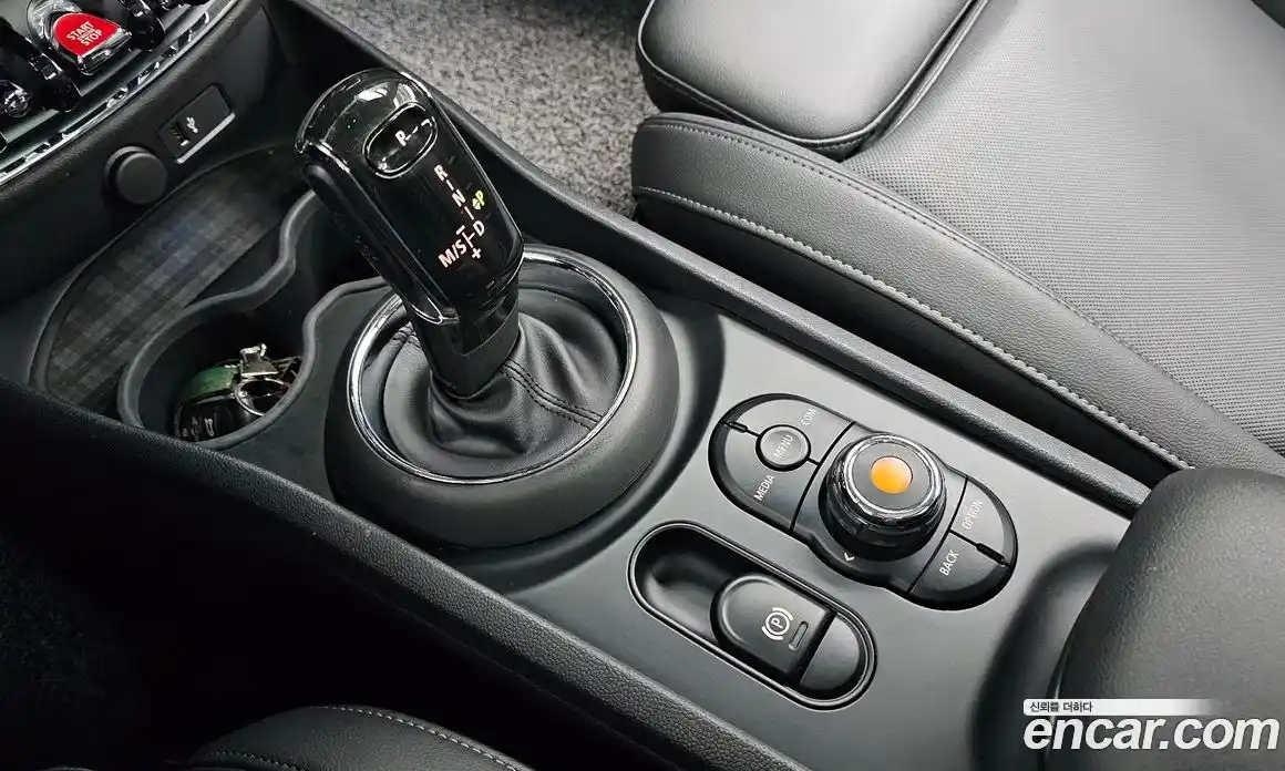 Mini Clubman 2020 1.5 Автомат в Москве № 151224, фото 12