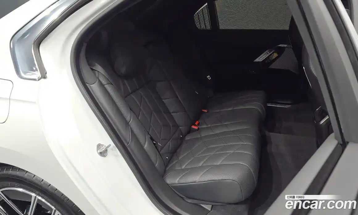 BMW 7-Series 2024 3.0 Автомат в Москве № 154547, фото 3