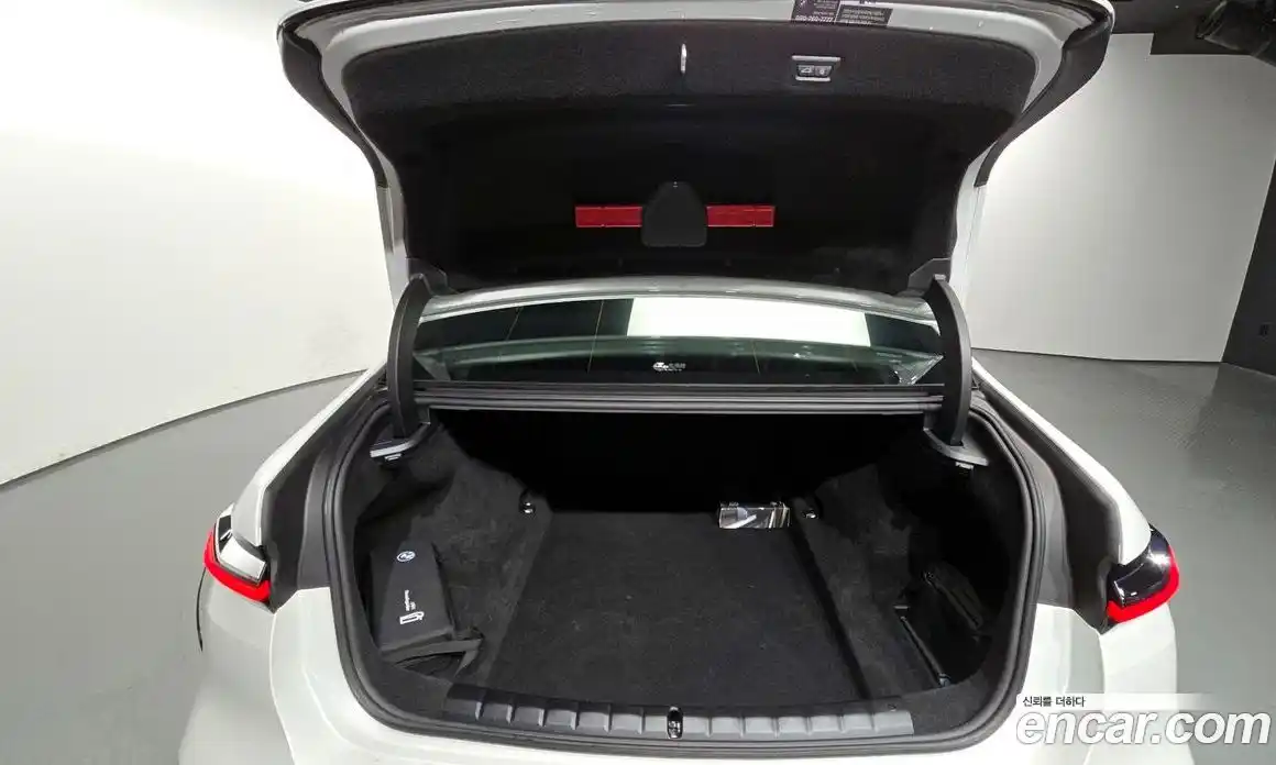 BMW 7-Series 2024 3.0 Автомат в Москве № 154547, фото 4