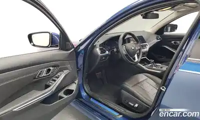 BMW 3-Series 2021 2.0 Автомат в Москве № 158167, миниатюра 3