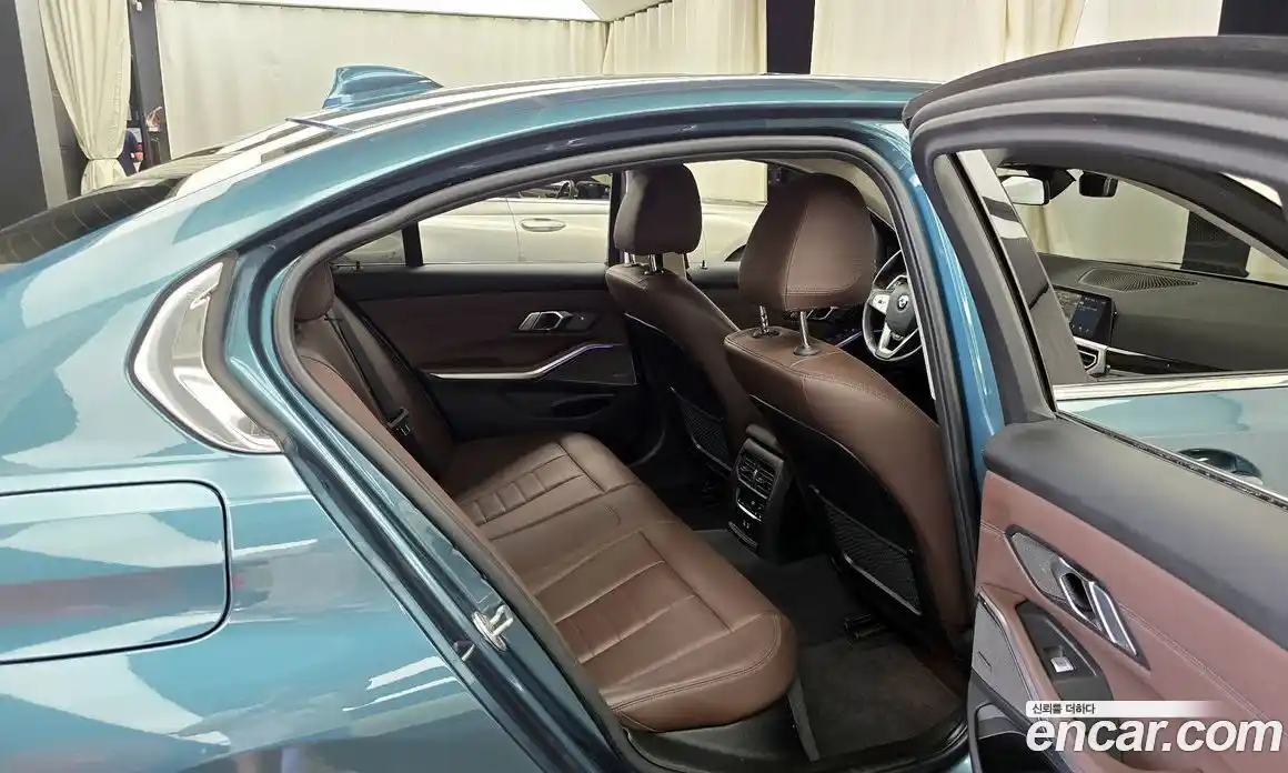 BMW 3-Series 2021 2.0 Автомат в Москве № 158829, фото 2