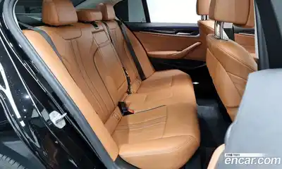 BMW 5-Series 2021 2.0 Автомат в Москве № 159013, миниатюра 2