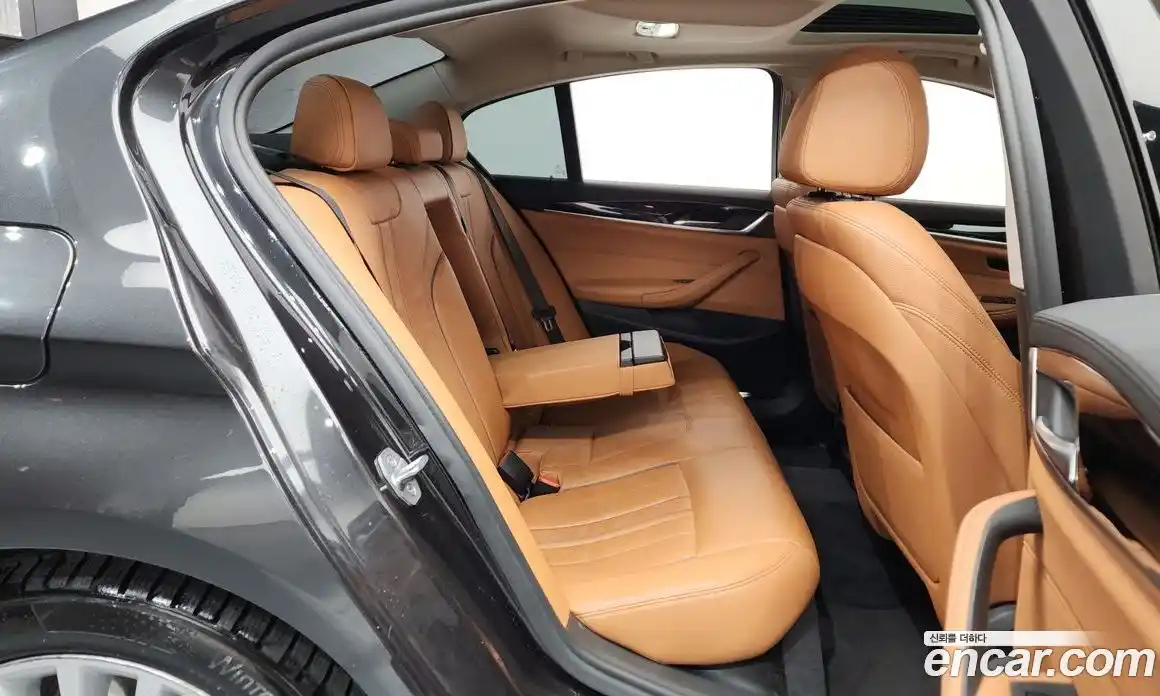 BMW 5-Series 2018 2.0 Автомат в Москве № 159174, фото 1