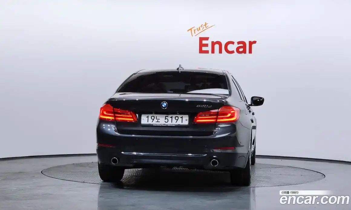 BMW 5-Series 2018 2.0 Автомат в Москве № 159174, фото 18