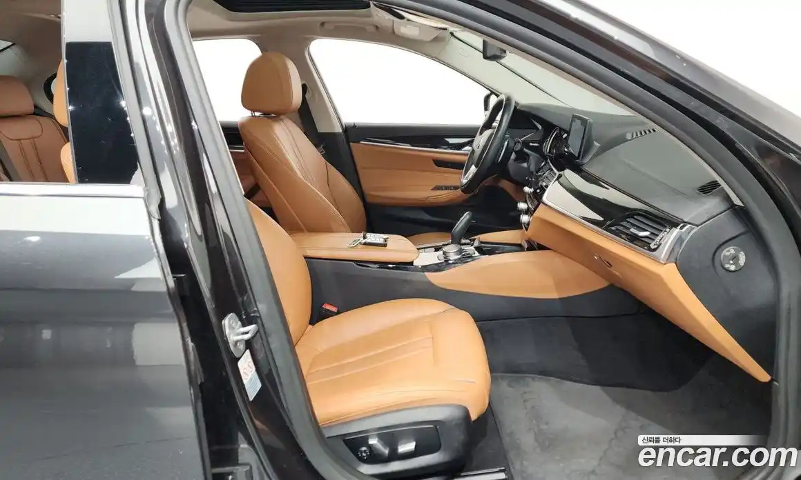 BMW 5-Series 2018 2.0 Автомат в Москве № 159174, фото 9