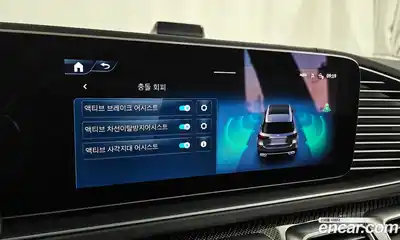 Mercedes-Benz GLE-Class 2025 3.0 Автомат в Москве № 160135, миниатюра 3