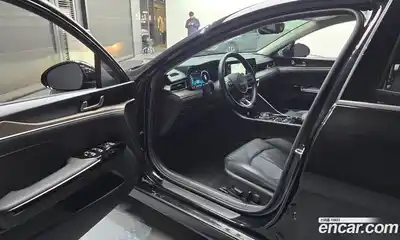 Kia K5 2023 2.0 Автомат в Москве № 16079, миниатюра 3