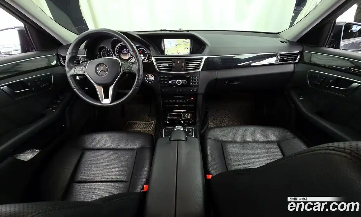 Mercedes-Benz E-Class 2012 3.5 Автомат в Москве № 161440, фото 5