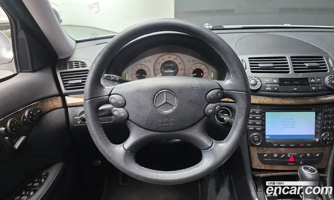 Mercedes-Benz E-Class 2008 3.5 Автомат в Москве № 161593, фото 14