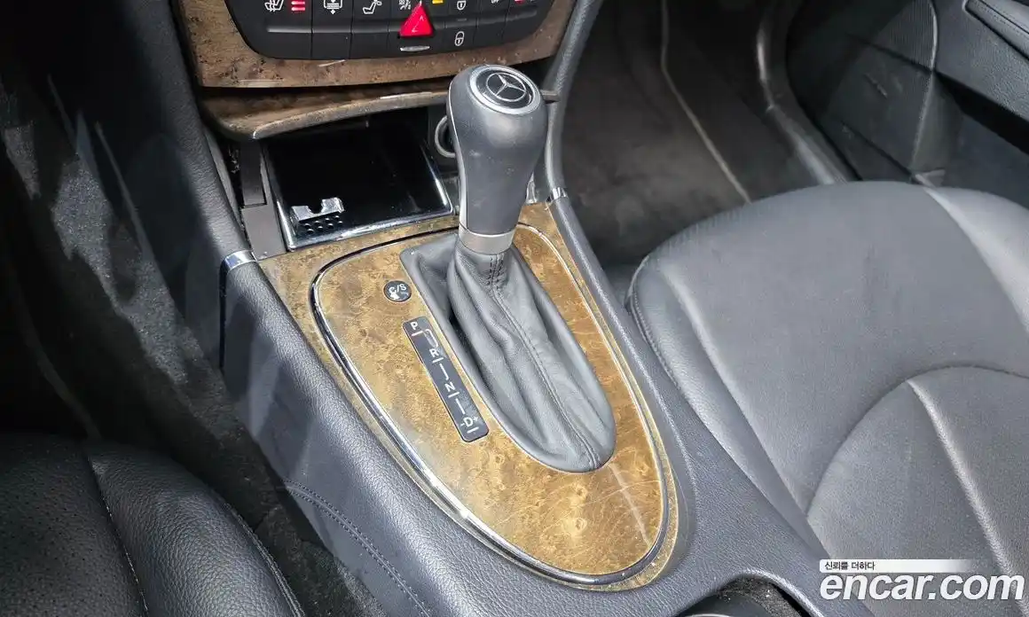 Mercedes-Benz E-Class 2008 3.5 Автомат в Москве № 161593, фото 16