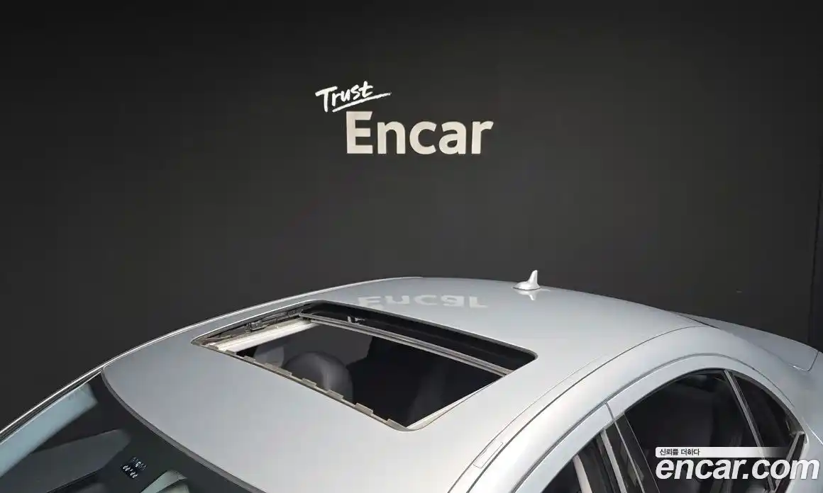 Mercedes-Benz E-Class 2008 3.5 Автомат в Москве № 161593, фото 17