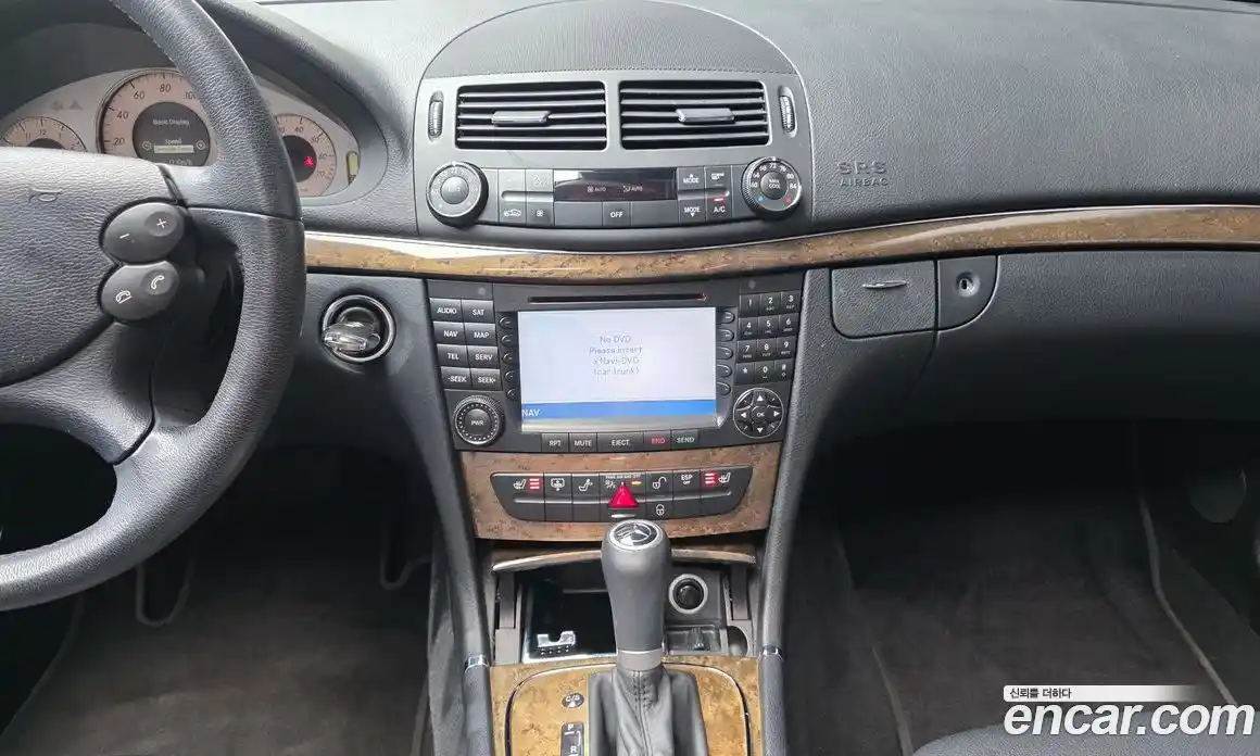 Mercedes-Benz E-Class 2008 3.5 Автомат в Москве № 161593, фото 18