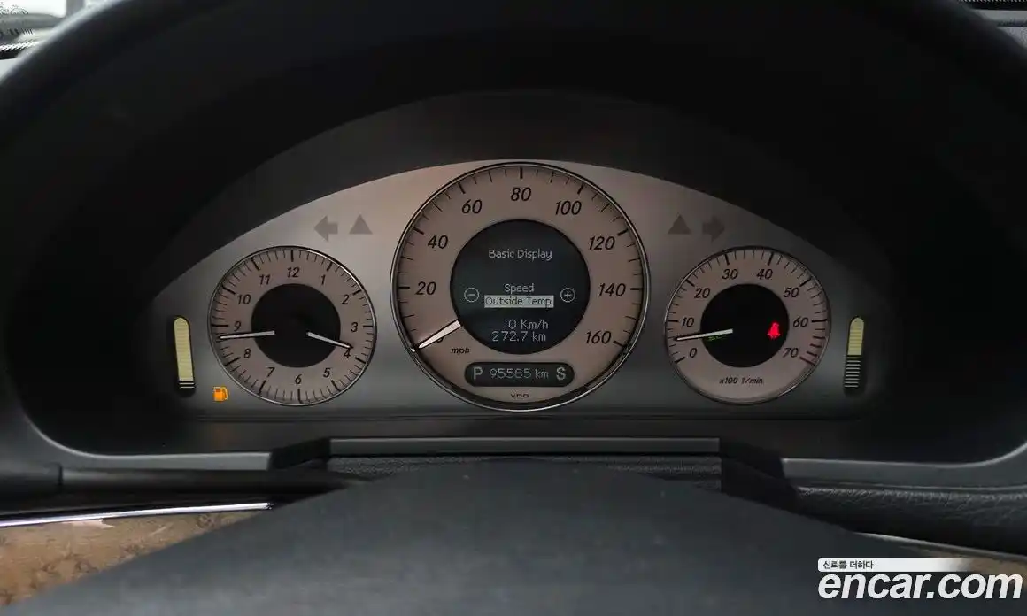 Mercedes-Benz E-Class 2008 3.5 Автомат в Москве № 161593, фото 9