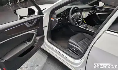 Audi A6 2025 2.0 Автомат в Москве № 162286, миниатюра 2