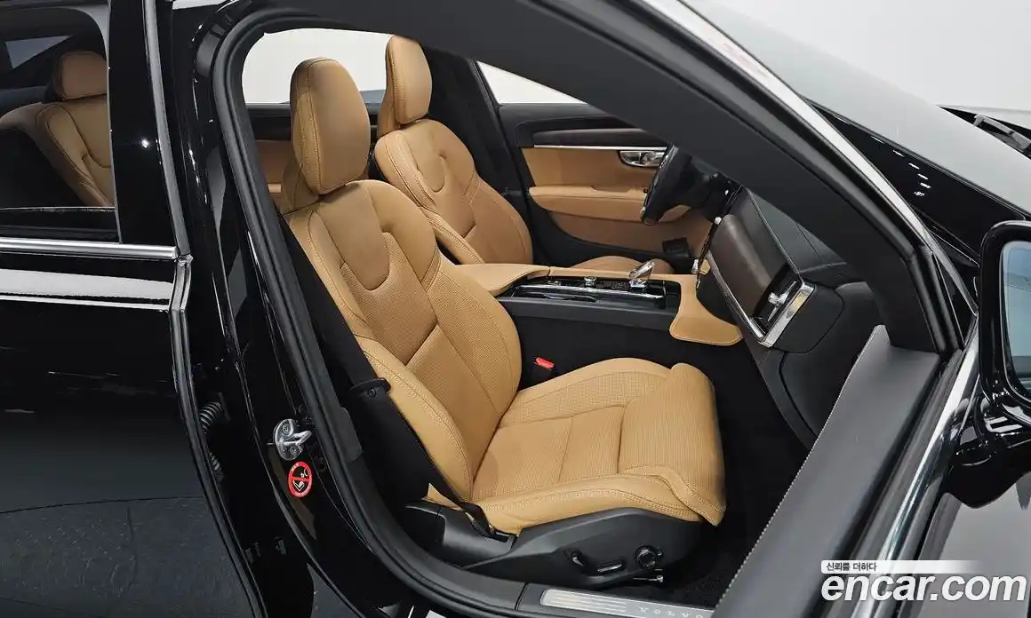 Volvo S90 2023 2.0 Автомат в Москве № 164153, фото 13