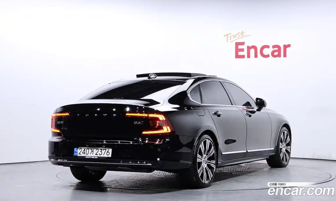 Volvo S90 2023 2.0 Автомат в Москве № 164153, фото 3