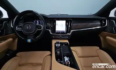 Volvo S90 2023 2.0 Автомат в Москве № 164153, миниатюра 4