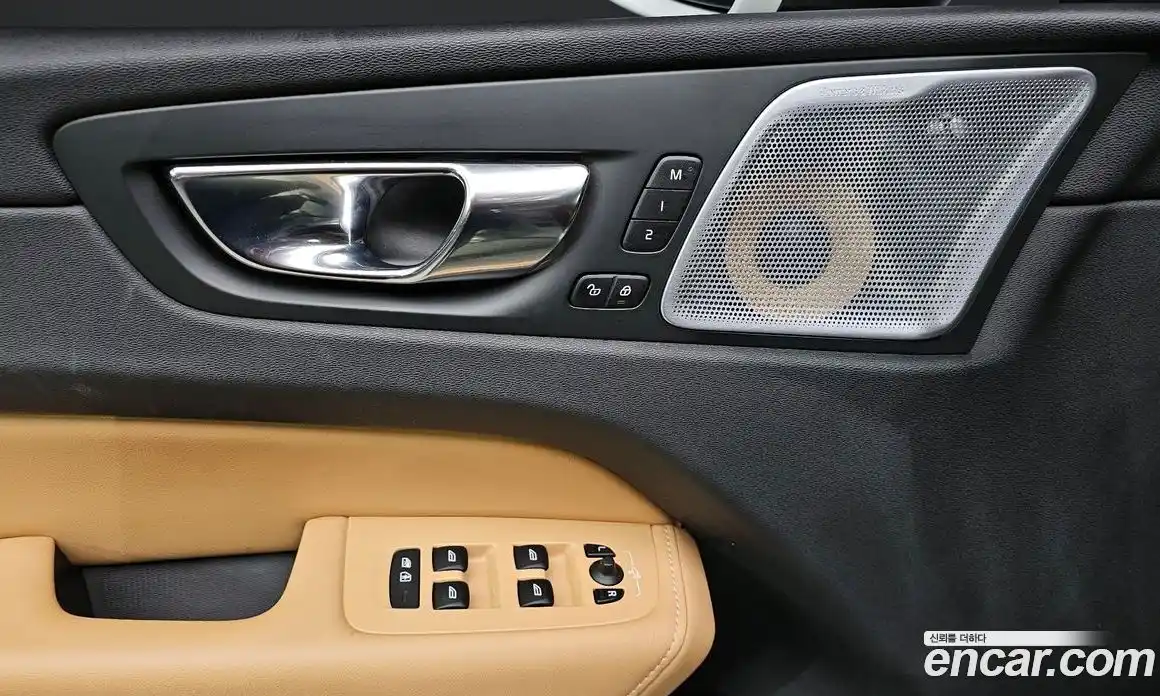 Volvo XC60 2019 2.0 Автомат в Москве № 164593, фото 19