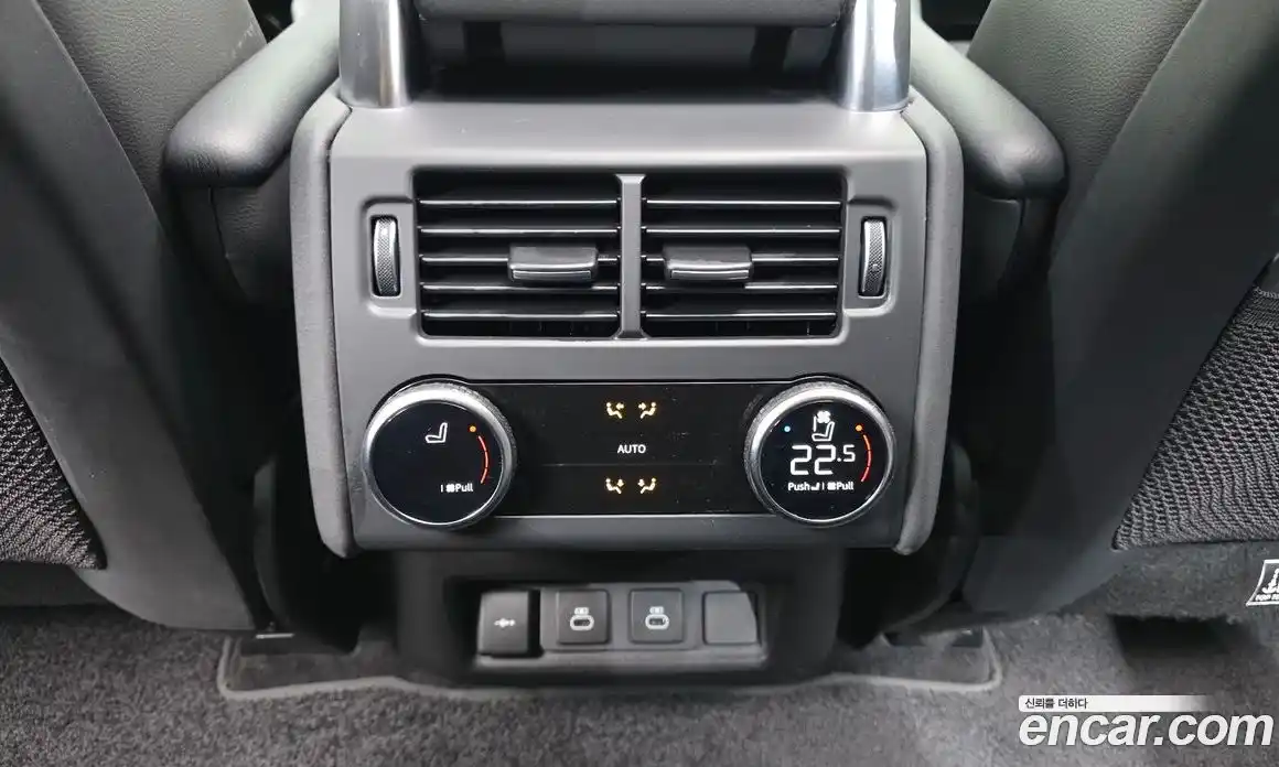 Land Rover Discovery 2023 3.0 Автомат в Москве № 166296, фото 19