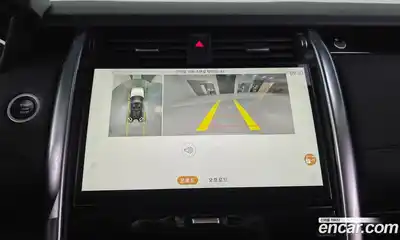 Land Rover Discovery 2023 3.0 Автомат в Москве № 166296, миниатюра 9