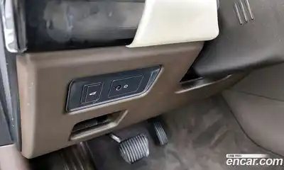 Land Rover Discovery 2017 3.0 Автомат в Москве № 166596, миниатюра 11