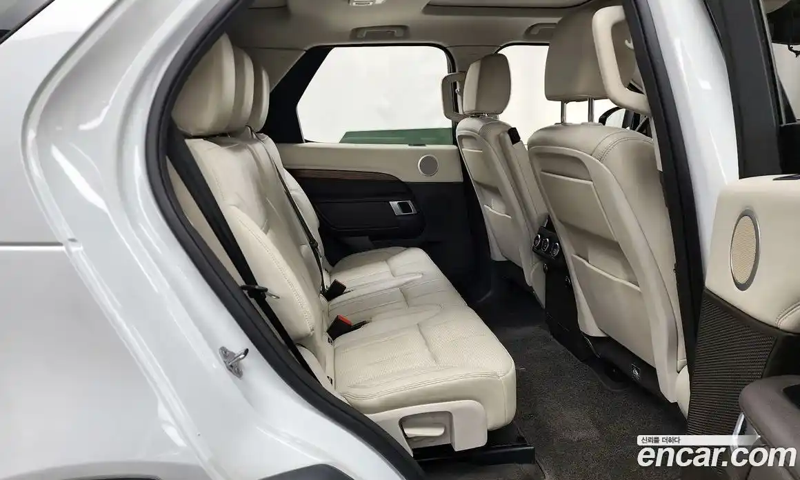 Land Rover Discovery 2017 3.0 Автомат в Москве № 166596, фото 20