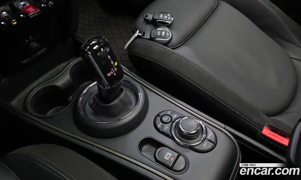 Mini Countryman 2024 1.5 Автомат в Москве № 166991, фото 13