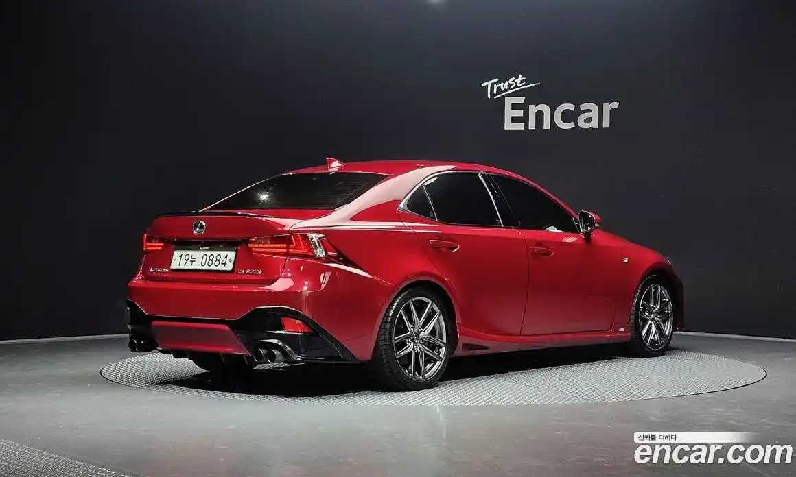 Lexus IS 2016 2.0 Автомат в Москве № 168121, фото 17